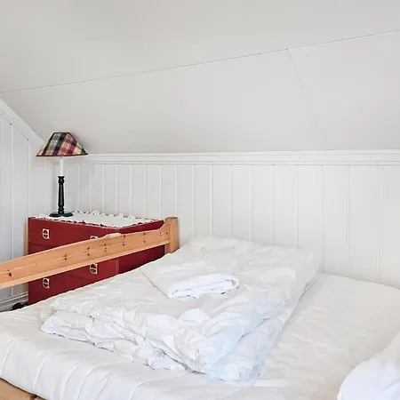 3 Bedroom Amazing In Holiday home *